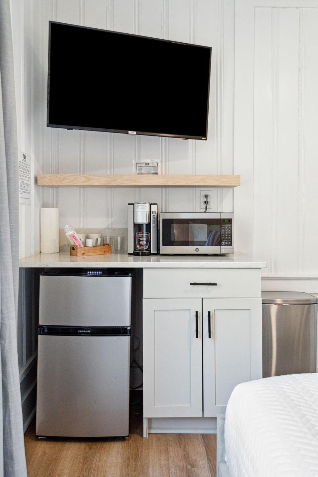 Folliday Inn - The Ariston - Room 34 Folly Beach Bagian luar foto