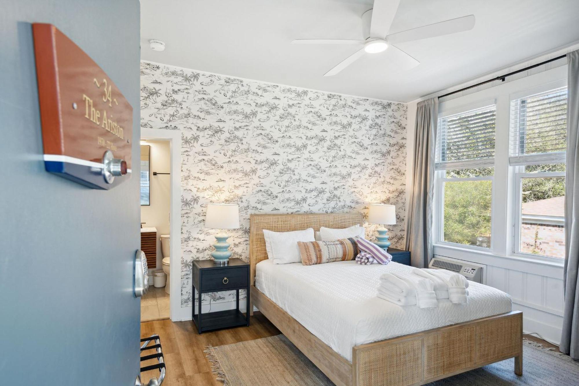 Folliday Inn - The Ariston - Room 34 Folly Beach Bagian luar foto