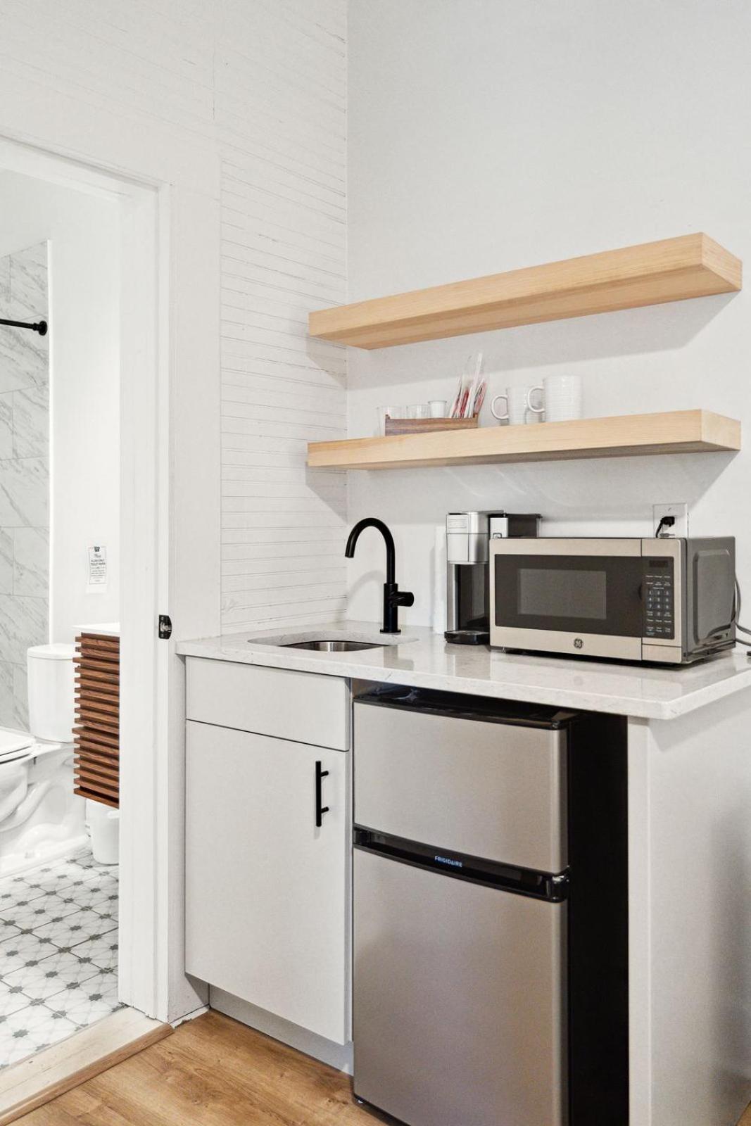 Folliday Inn - The Ariston - Room 34 Folly Beach Bagian luar foto