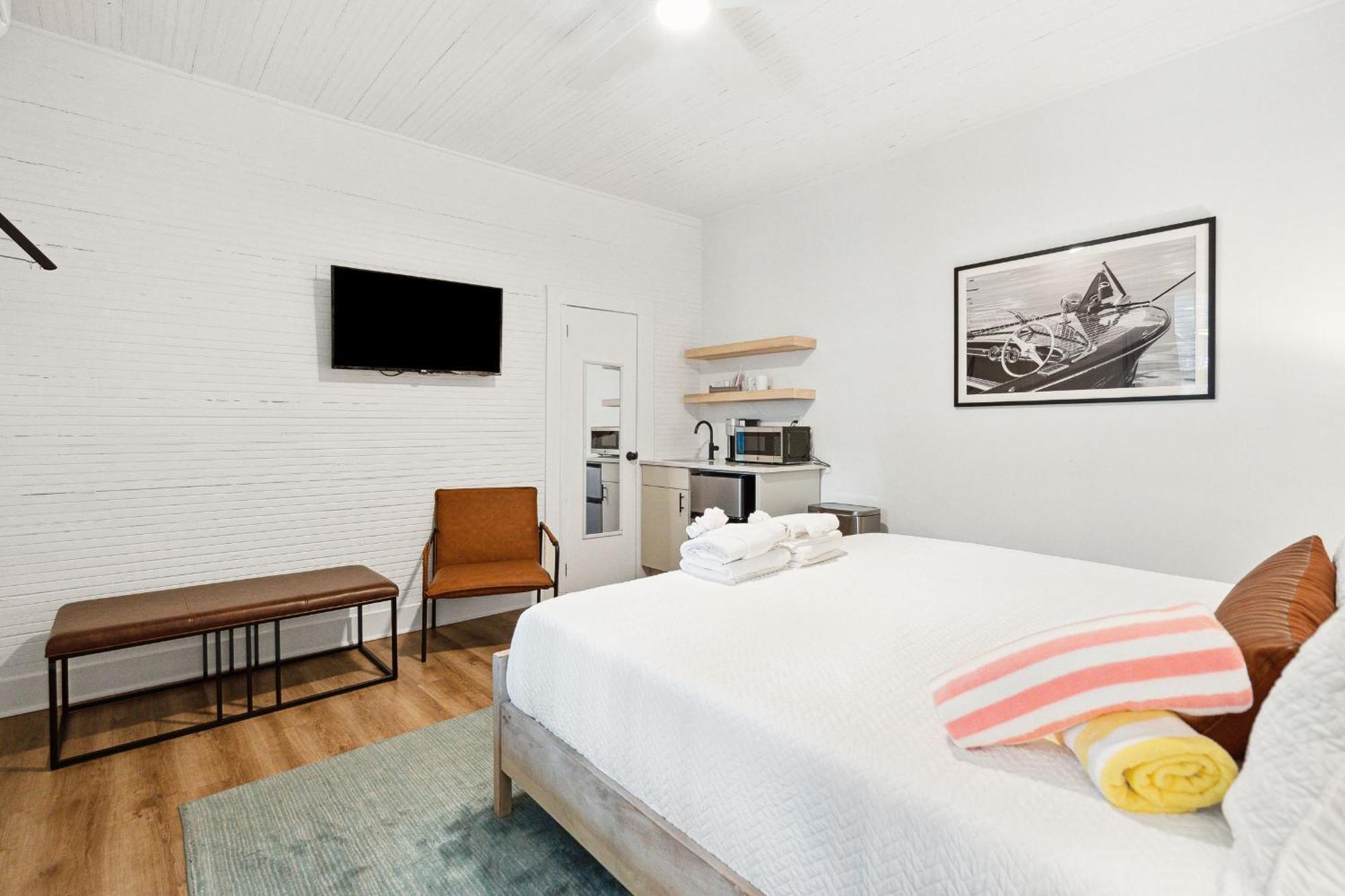 Folliday Inn - The Ariston - Room 34 Folly Beach Bagian luar foto